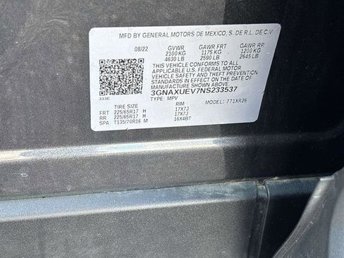 Used 2022 Chevrolet Equinox LT image 32