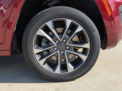 Used 2021 Jeep Grand Cherokee L Overland image 11