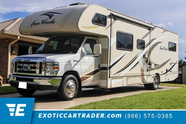 Used 2017 Ford E-450 and Econoline 450 Super Duty w/ Motorhome Prep Package RWD image 1