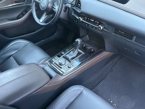 Used 2022 MAZDA CX-30 AWD 2.5 S w/ Premium Package image 18