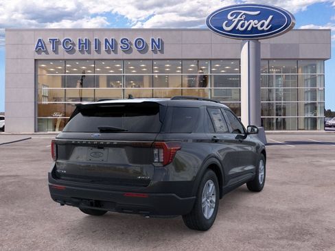 New 2026 Ford Explorer Active AWD/4WD image 8