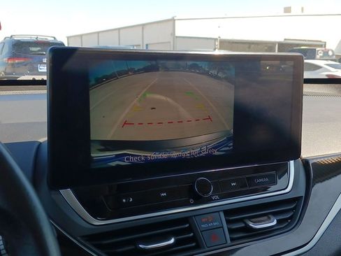 Used 2024 Nissan Altima 2.5 SR w/ SR Premium Package image 26