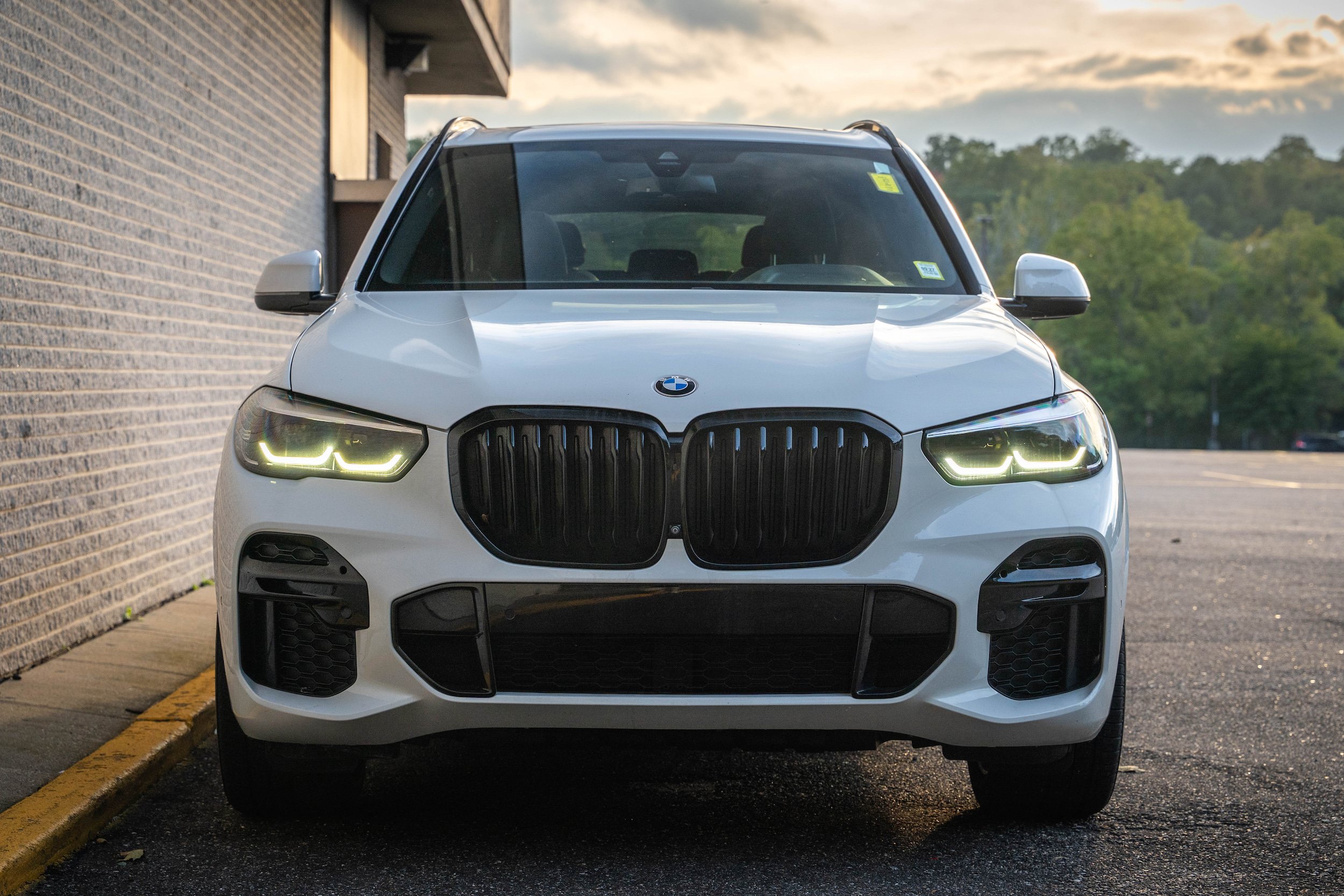 Used 2022 BMW X5 sDrive40i w/ M Sport Package RWD image 10
