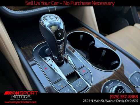 Used 2019 Bentley Bentayga AWD/4WD image 25