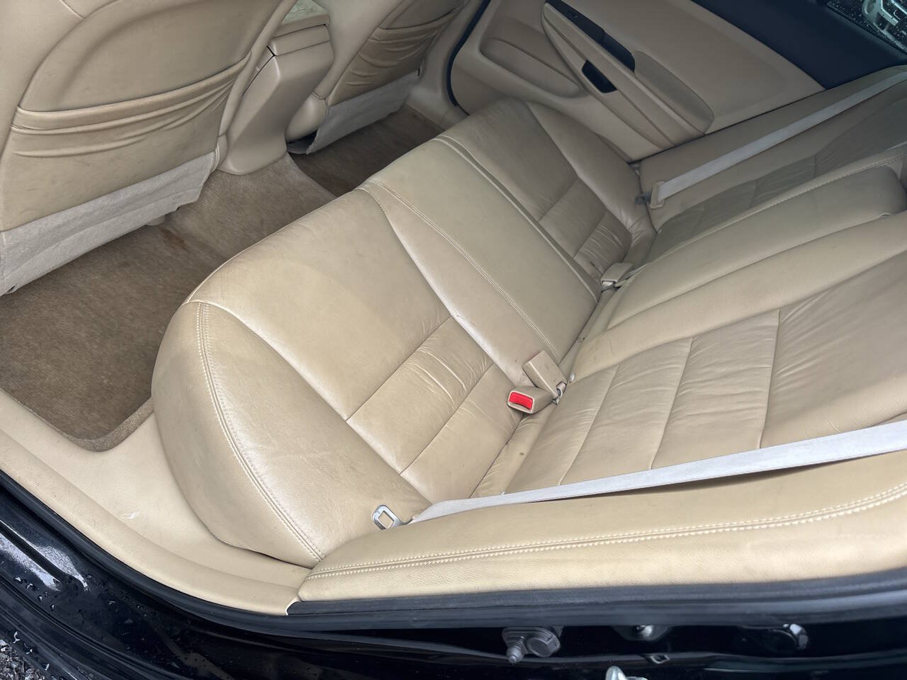 Used 2011 Honda Accord SE image 16