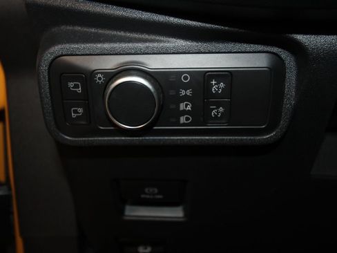 Used 2021 Ford Bronco First Edition AWD/4WD image 9