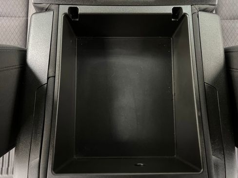 Used 2023 Chevrolet Silverado 1500 LT image 33