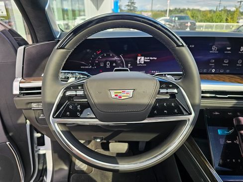 New 2026 Cadillac Escalade ESV Platinum Sport AWD/4WD image 28