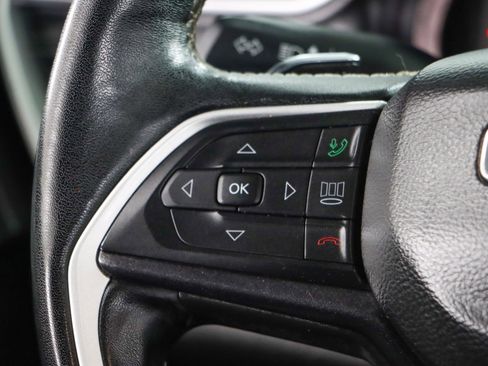 Used 2022 Jeep Grand Cherokee Altitude image 13