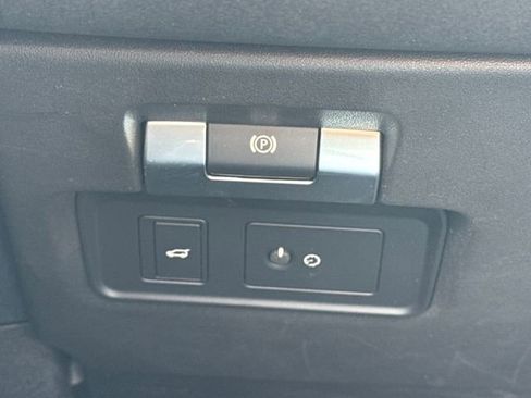 Used 2021 Land Rover Range Rover Evoque SE AWD/4WD image 31