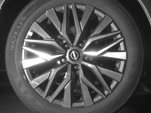 Used 2025 Nissan Altima 2.5 SV image 15