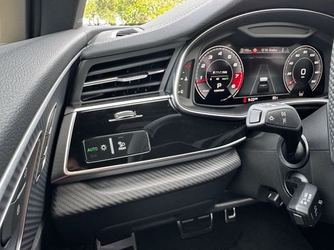 New 2026 Audi SQ7 Premium Plus AWD/4WD image 30