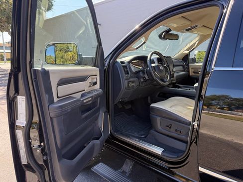 Used 2020 RAM 2500 Limited AWD/4WD image 37