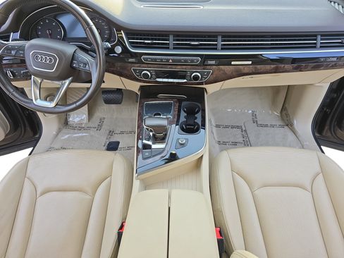 Used 2018 Audi Q7 3.0T Premium Plus w/ Premium Plus Package image 9