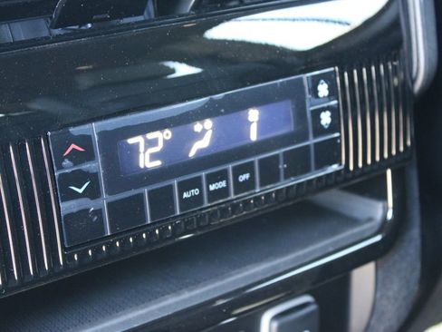 New 2026 Jeep Grand Wagoneer image 17