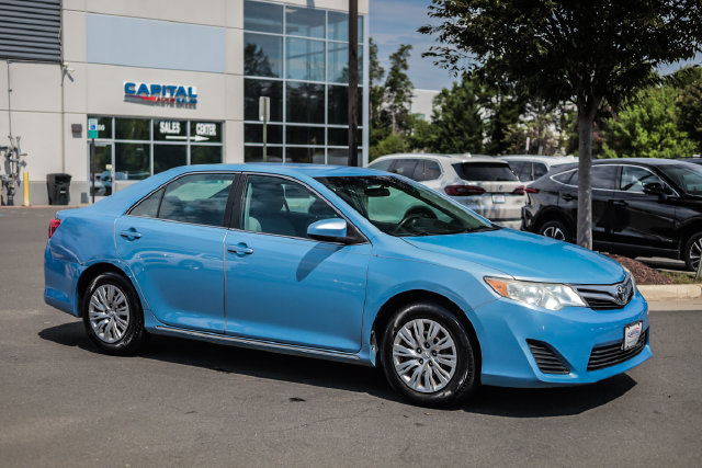 Used 2012 Toyota Camry LE FWD image 10