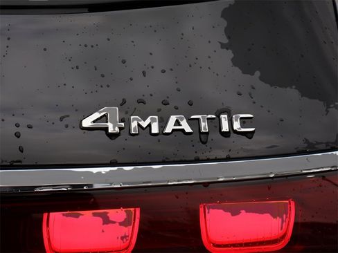 Certified 2025 Mercedes-Benz GLS 450 4MATIC image 10