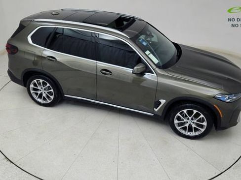 Used 2026 BMW X5 xDrive40i AWD/4WD image 75
