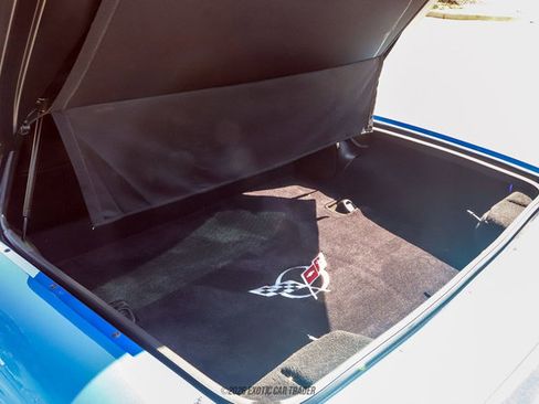 Used 1998 Chevrolet Corvette Coupe w/ Roof Pkg RWD image 89