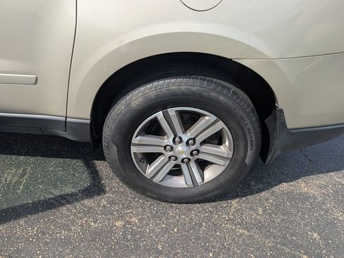 Used 2016 Chevrolet Traverse LT AWD/4WD image 23