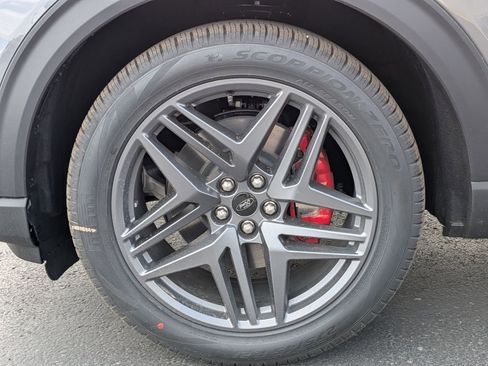 New 2026 Ford Explorer ST-Line RWD image 9