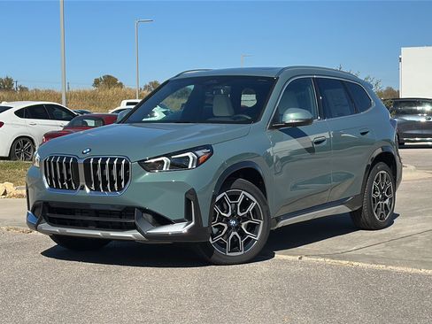 New 2026 BMW X1 xDrive28i w/ Technology Package image 1