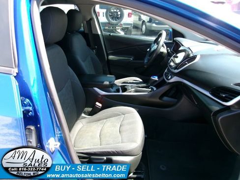 Used 2018 Chevrolet Volt LT image 18