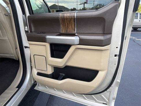 Used 2018 Ford F150 Lariat w/ Equipment Group 501A Mid image 22