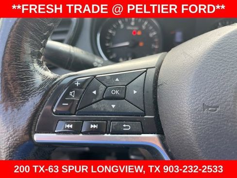 Used 2019 Nissan Rogue SV image 16