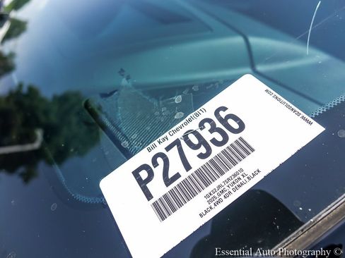 Certified 2025 GMC Yukon XL Denali AWD/4WD image 38