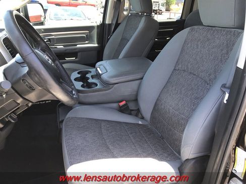 Used 2017 RAM 1500 Big Horn AWD/4WD image 3
