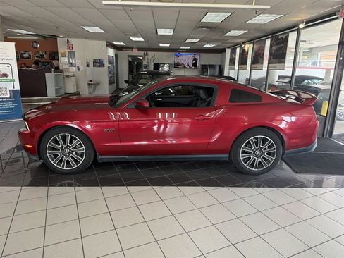 Used 2012 Ford Mustang GT Premium w/ GT Coupe Accessory Pkg 4 RWD image 2