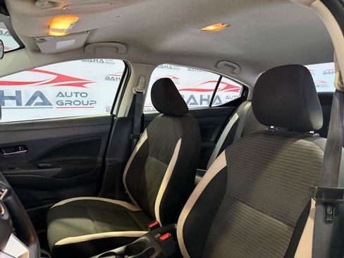 Used 2022 Nissan Versa SV FWD image 22