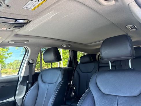 Used 2023 Hyundai Santa Fe Limited AWD/4WD image 23