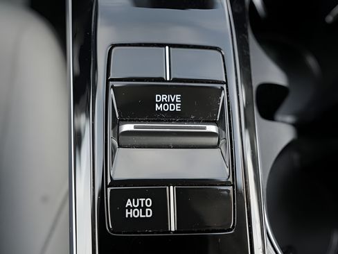 Certified 2023 Hyundai Sonata SEL w/ Convenience Package FWD image 30