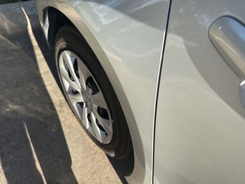 Used 2025 Toyota Corolla LE FWD image 5