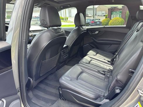 Used 2017 Audi Q7 2.0T Premium Plus w/ Premium Plus Package image 17