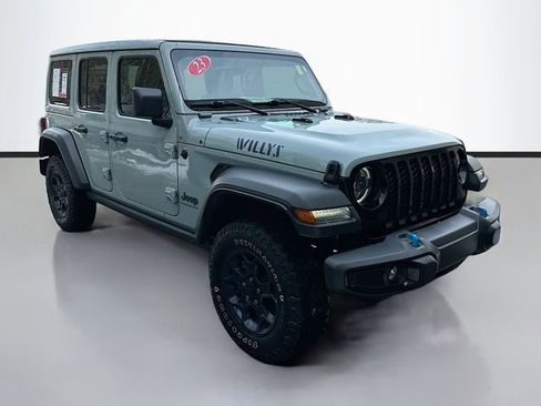 Used 2023 Jeep Wrangler Unlimited w/ Sun & Screen Package image 3