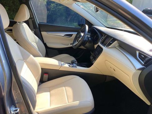 Used 2021 INFINITI QX50 Luxe FWD image 36