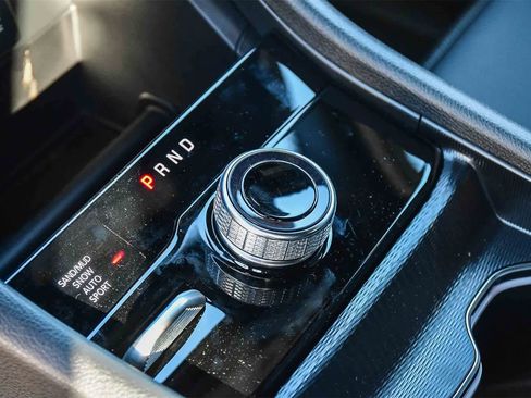 New 2025 Jeep Grand Cherokee L Limited image 21