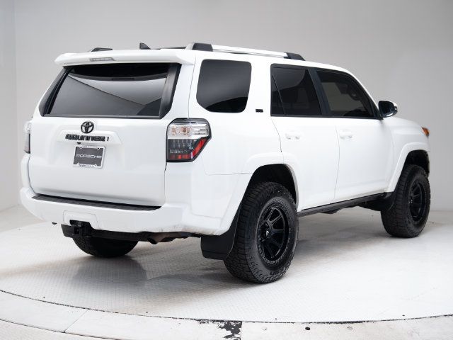 Used 2021 Toyota 4Runner SR5 Premium w/ Moonroof Package AWD/4WD image 29