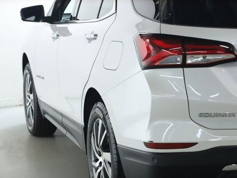 Used 2023 Chevrolet Equinox Premier image 41