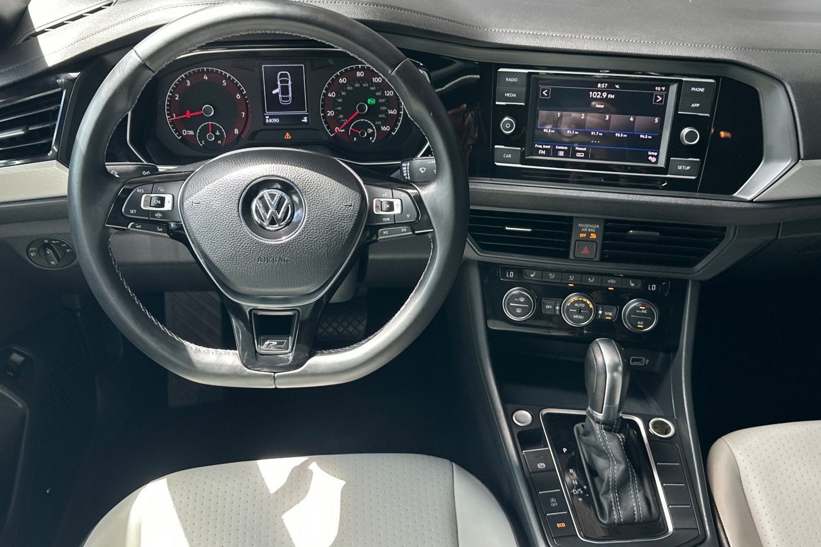 Used 2019 Volkswagen Jetta R-Line FWD image 14