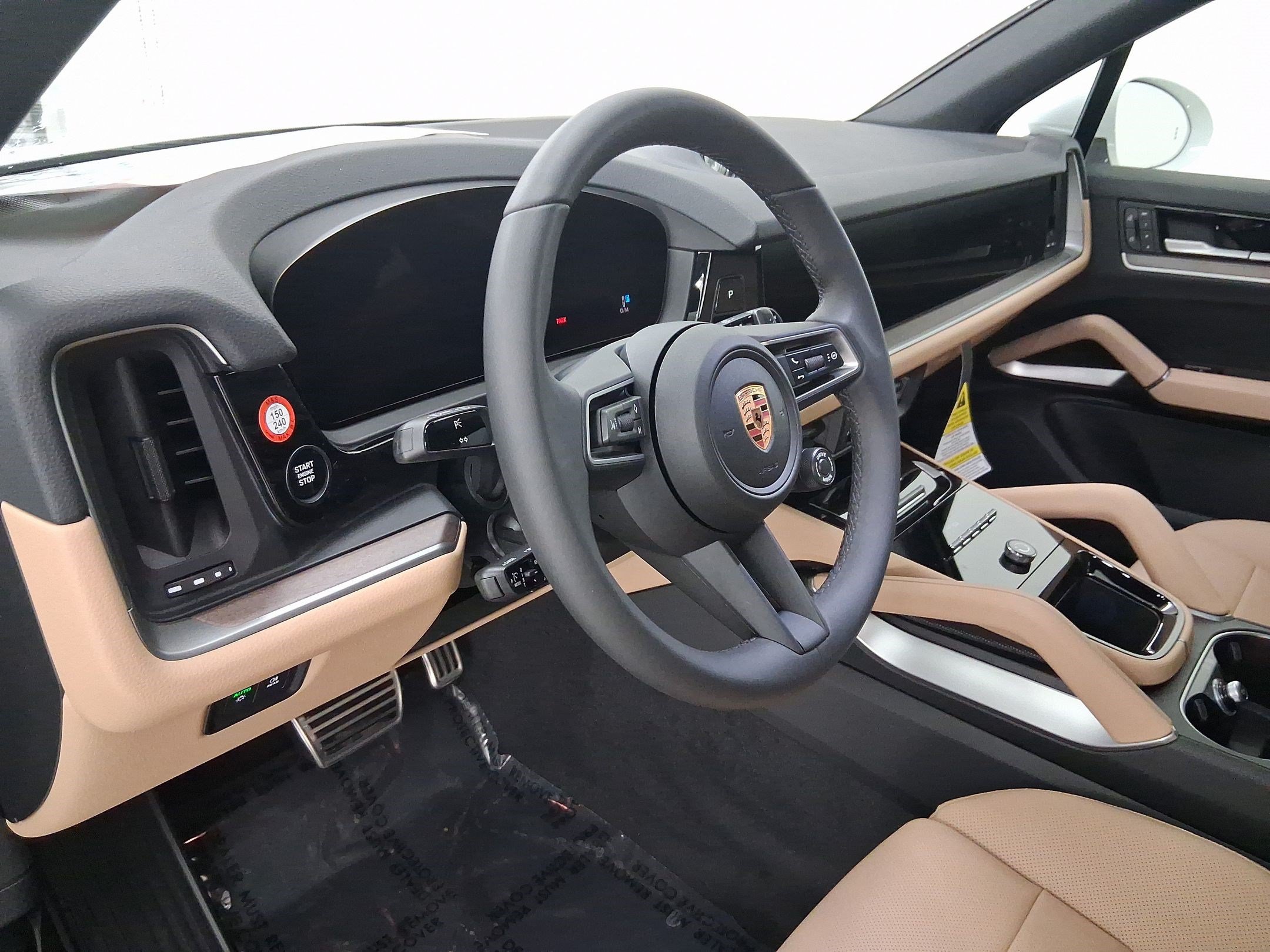 Used 2026 Porsche Cayenne AWD/4WD image 4