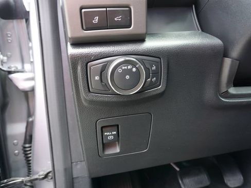 Certified 2020 Ford Expedition XLT w/ Equipment Group 202A RWD image 31