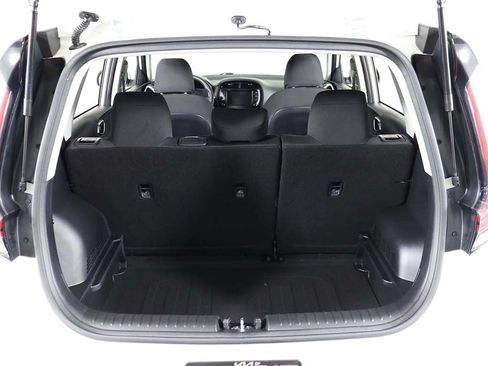 Used 2023 Kia Soul LX FWD image 17