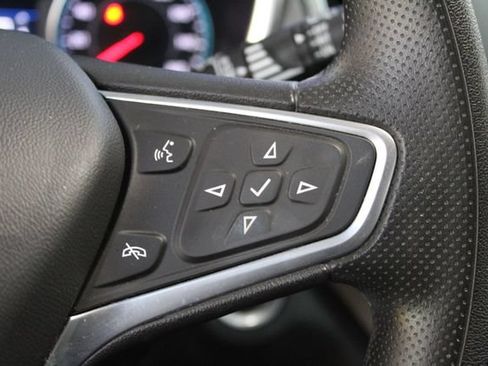 Used 2023 Chevrolet Equinox LS w/ LS Convenience Package AWD/4WD image 17