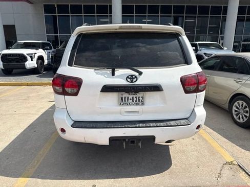 Used 2021 Toyota Sequoia TRD Sport w/ TRD Sport Premium Package RWD image 7