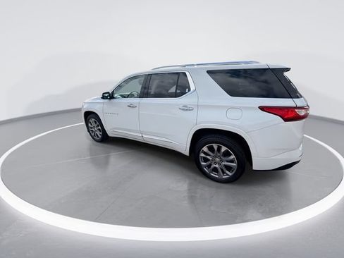 Used 2018 Chevrolet Traverse Premier AWD/4WD image 6