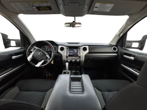 Used 2017 Toyota Tundra SR5 AWD/4WD image 17